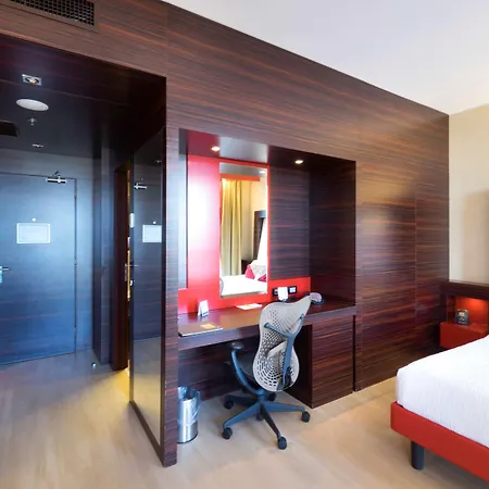 Hilton Garden